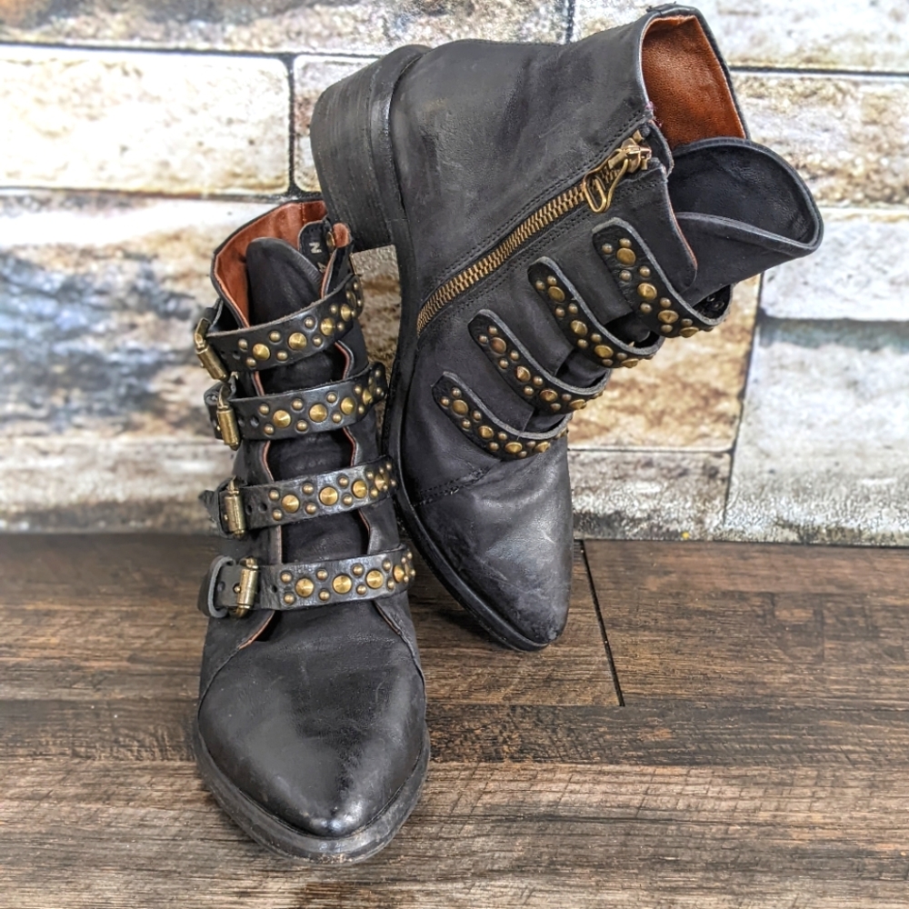 ⚡SOLD⚡A.S.98 Bronze Studded Black Leather Frankie Boot w. Pointed Toe